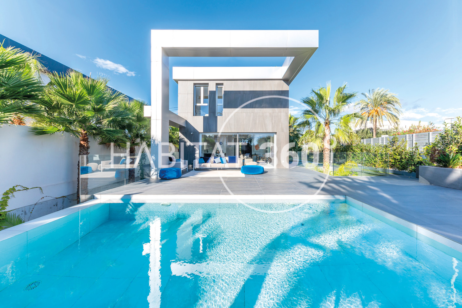 Imagen de propiedad BONITA Y MODERNA VILLA EN MUCHAVISTA